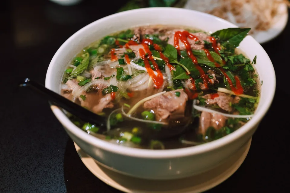 Lẩu chua cay